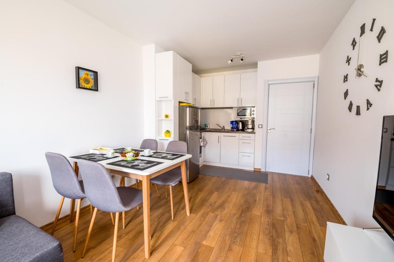City View Apartment With 2 Bedrooms And Free Garage Yukarı Cuma Dış mekan fotoğraf